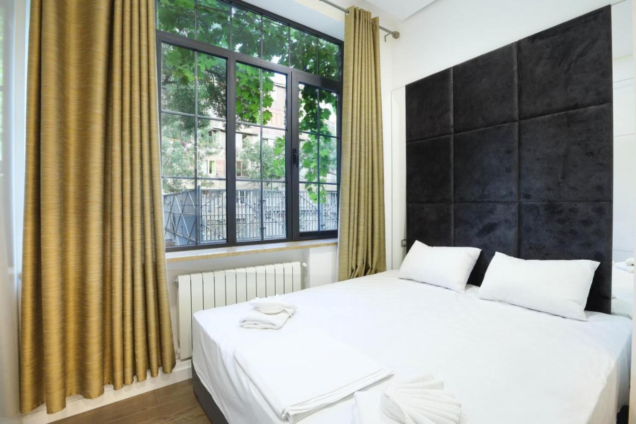 Stay Inn-Apartments On Abovyan 32 Jerevan Exteriör bild