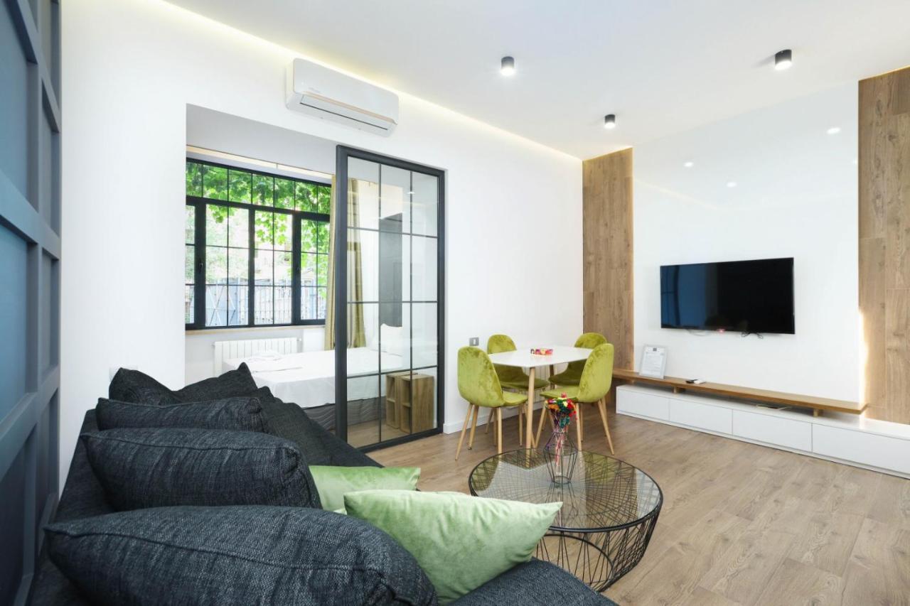 Stay Inn-Apartments On Abovyan 32 Jerevan Exteriör bild